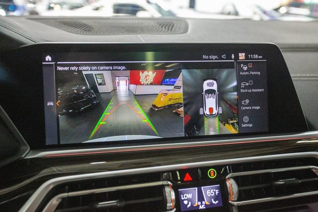 Used 2023 BMW X5 xDrive40i w/ M Sport Package image 8