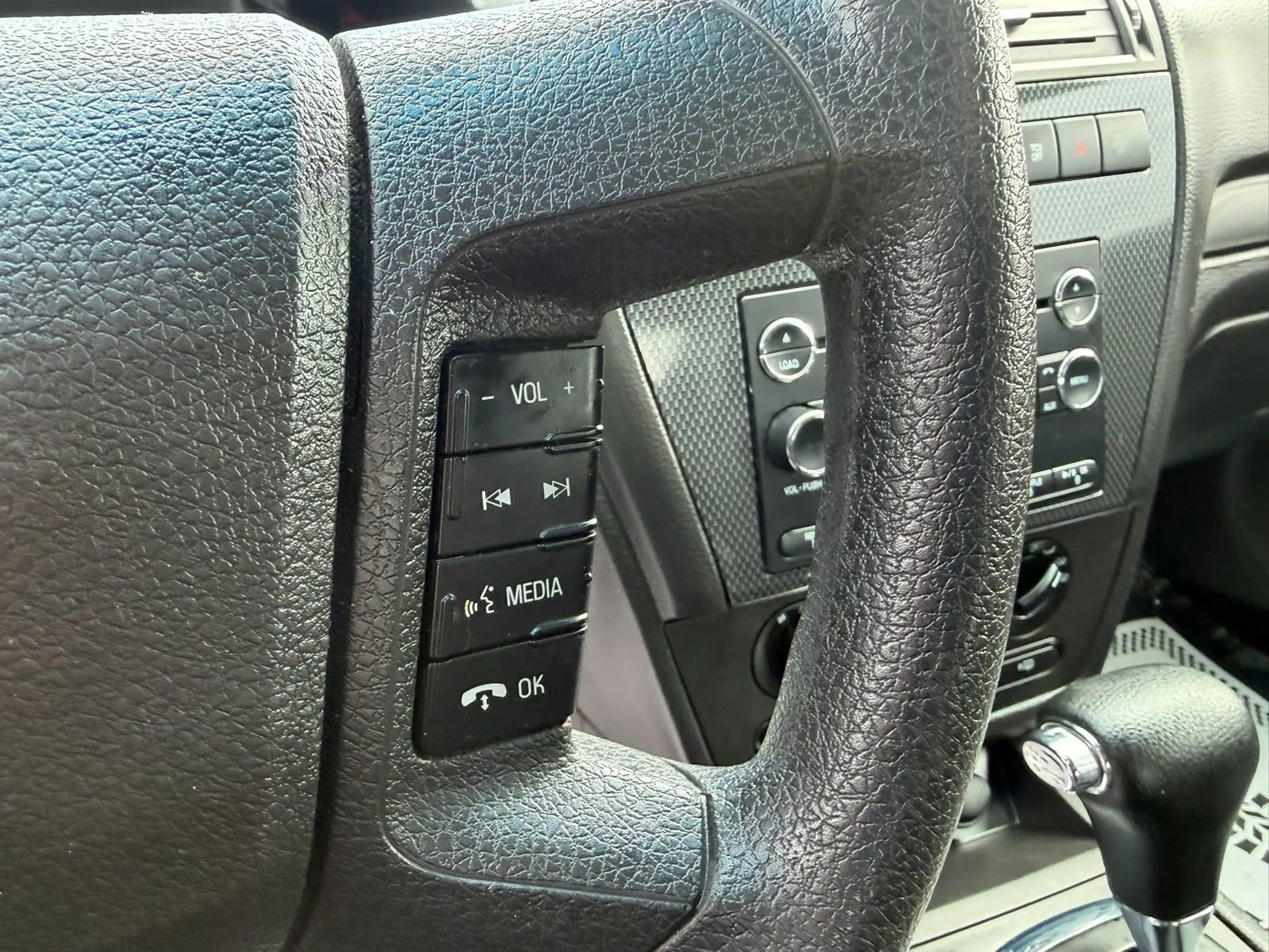 Used 2009 Ford Fusion SE FWD image 20