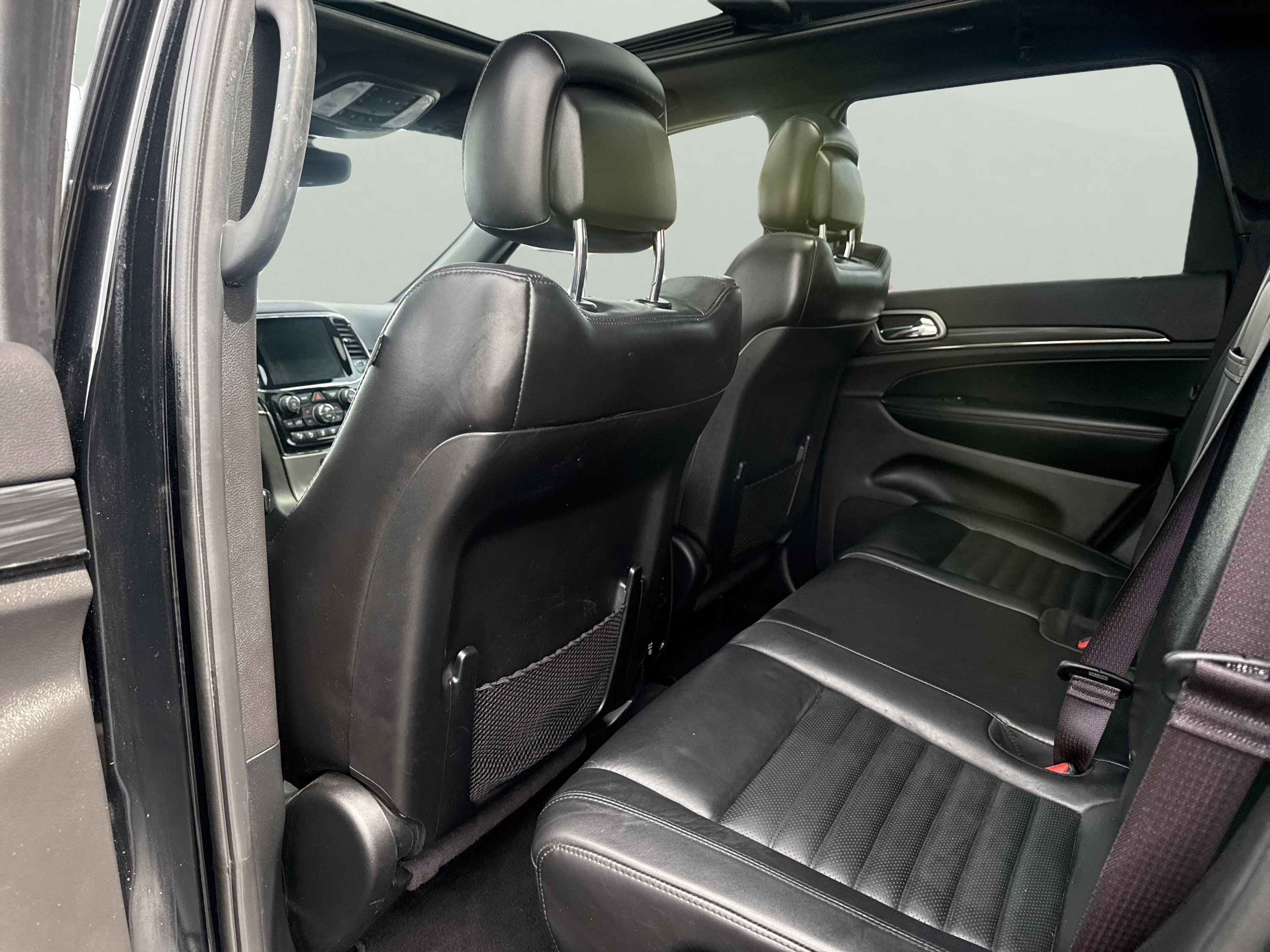 Used 2020 Jeep Grand Cherokee Limited X image 10