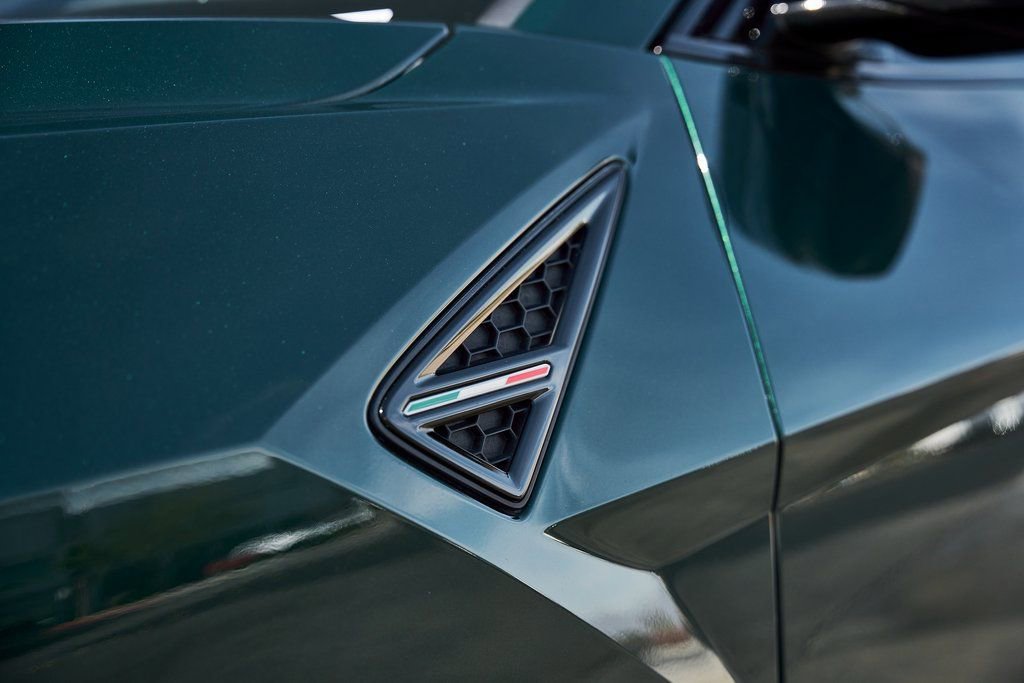 Used 2023 Lamborghini Urus S image 9