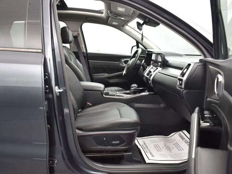 Used 2022 Kia Sorento SX AWD/4WD image 17