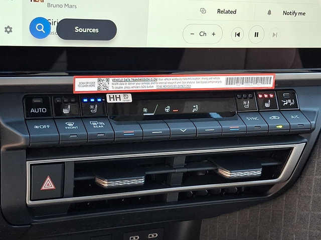 Used 2026 Toyota Camry XLE w/ Premium Package image 16