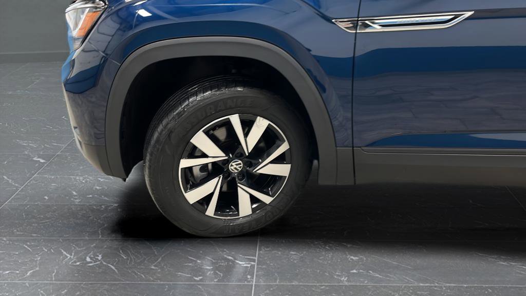 Used 2022 Volkswagen Atlas Cross Sport SE image 31