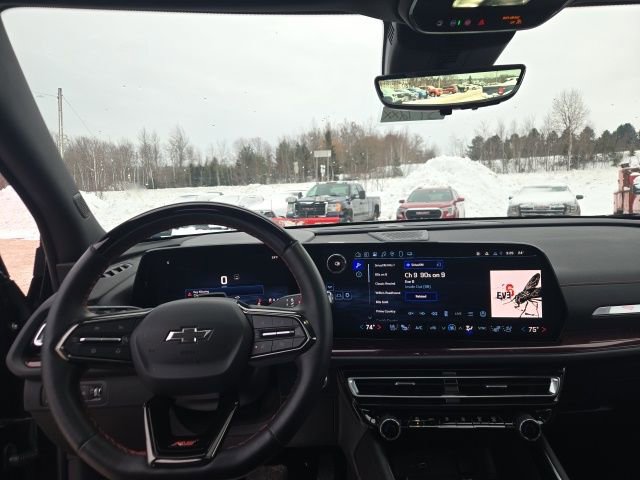 Used 2025 Chevrolet Traverse RS w/ LPO, Floor Liner Package image 22