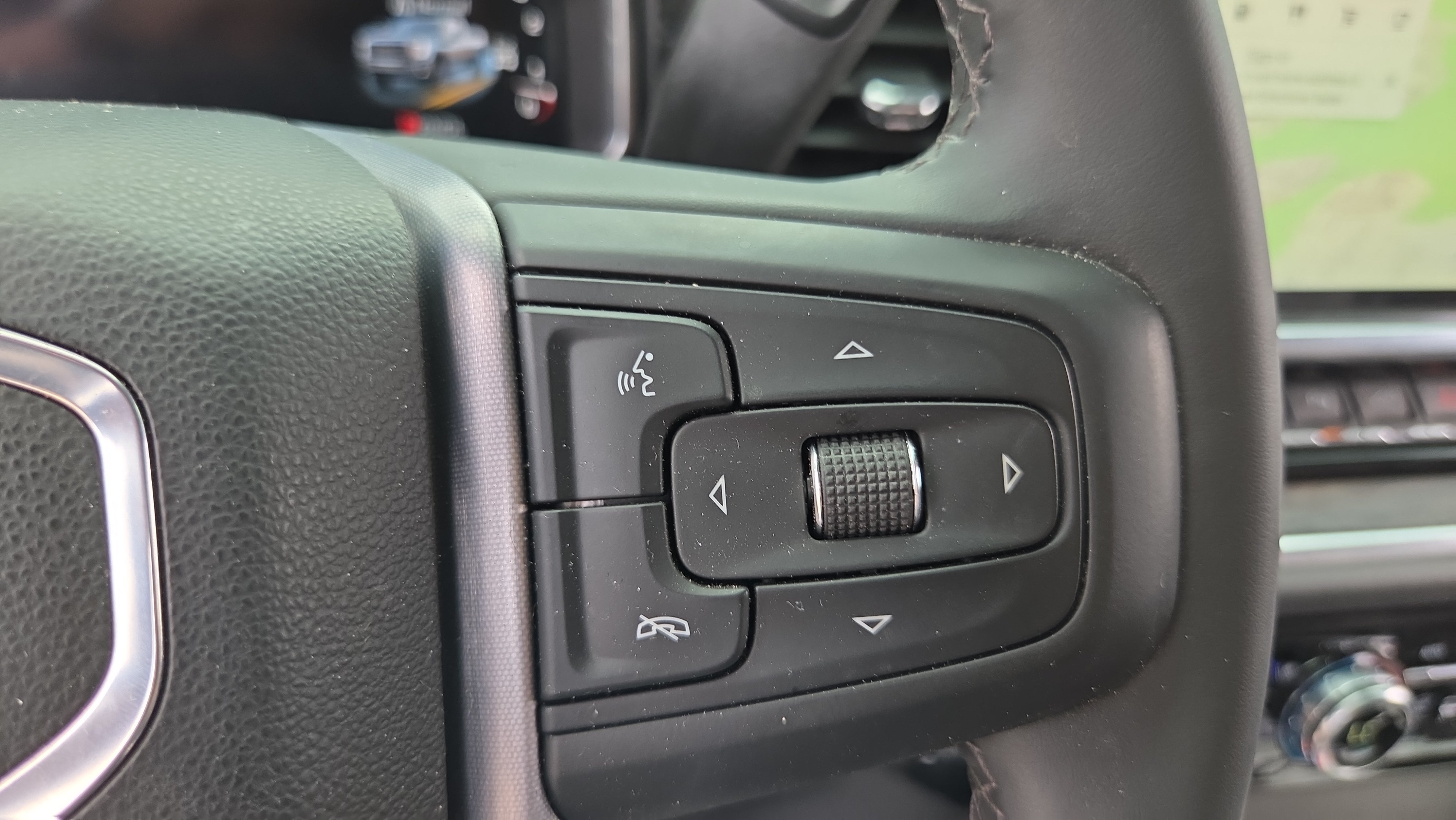 Used 2026 GMC Sierra 3500 SLT w/ SLT Convenience Package AWD/4WD image 22