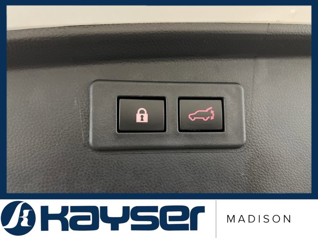 Used 2023 Subaru Outback Touring XT image 37