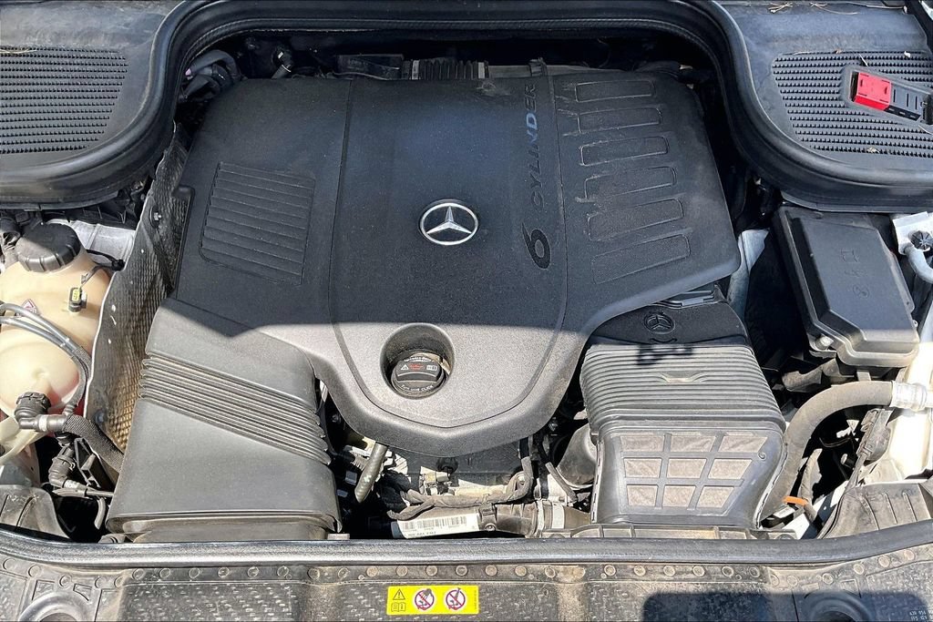 Certified 2023 Mercedes-Benz GLS 450 4MATIC image 34