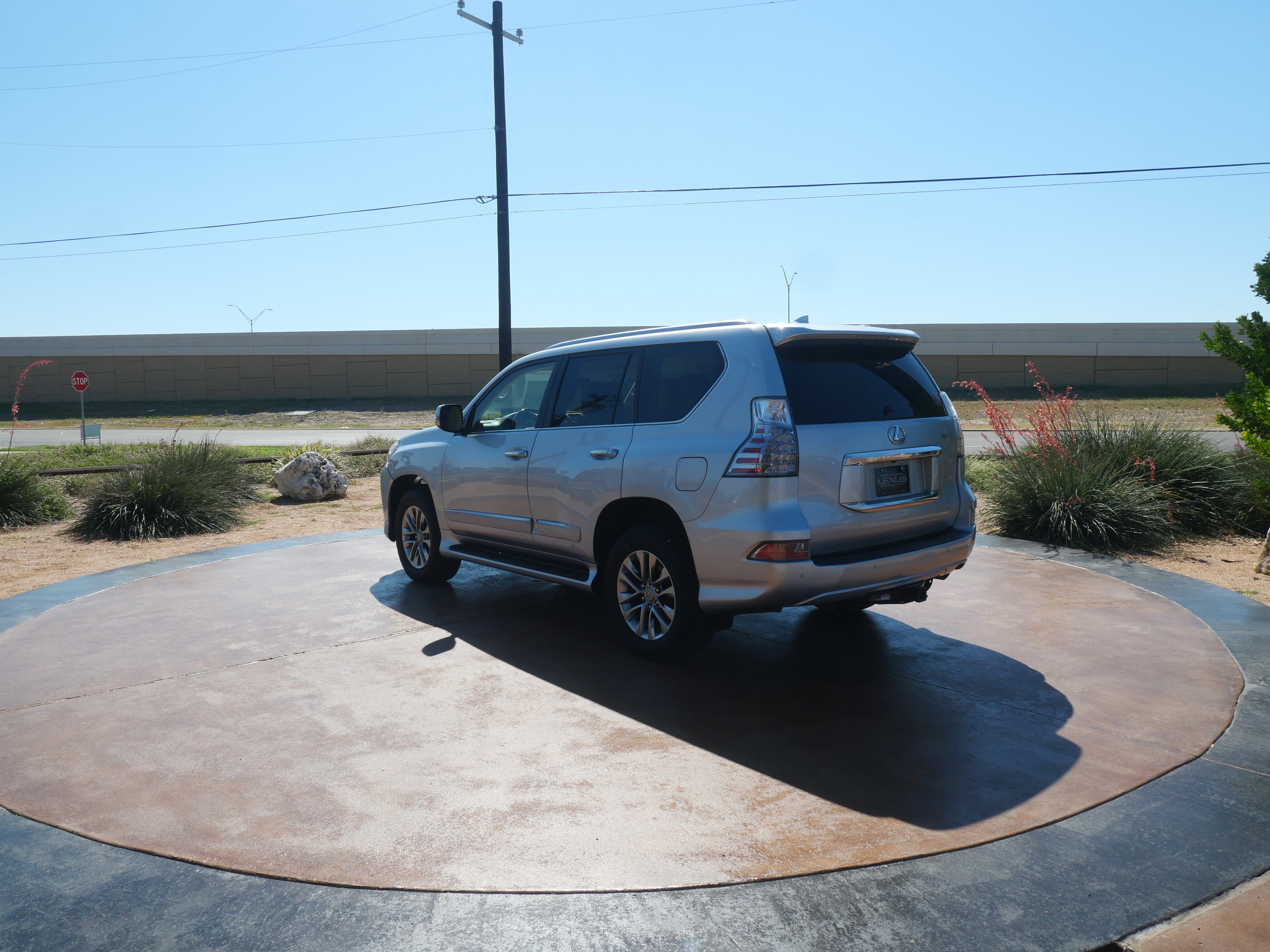 Used 2017 Lexus GX 460 Luxury image 4