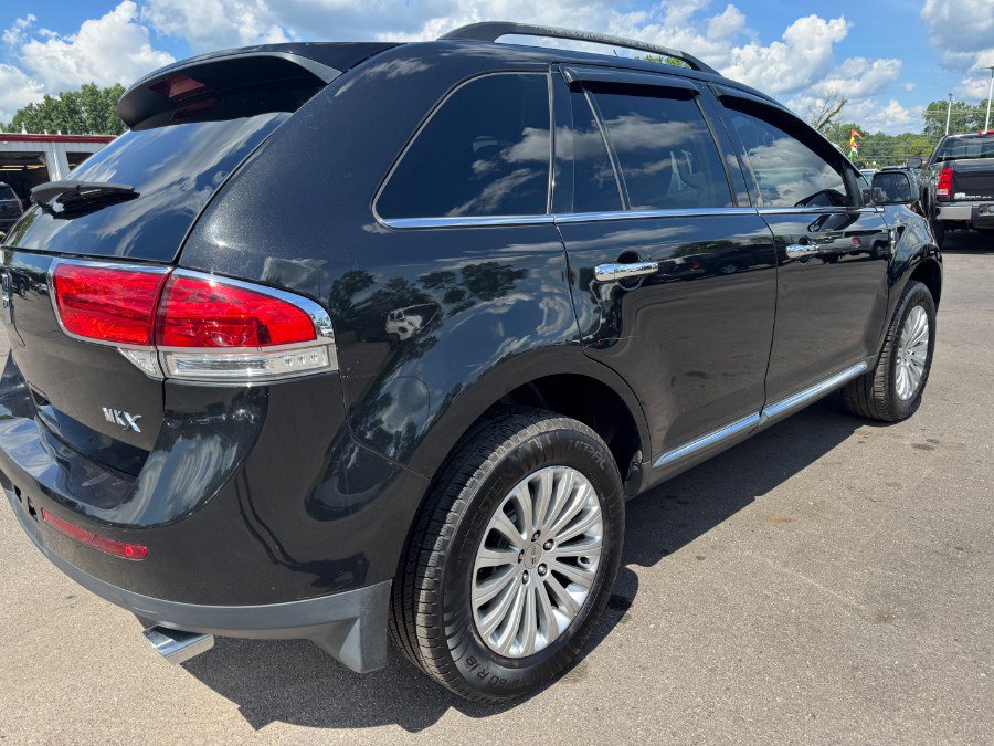 Used 2014 Lincoln MKX FWD image 11