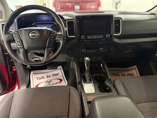 Used 2024 Nissan Frontier SV w/ SV Convenience Package RWD image 14