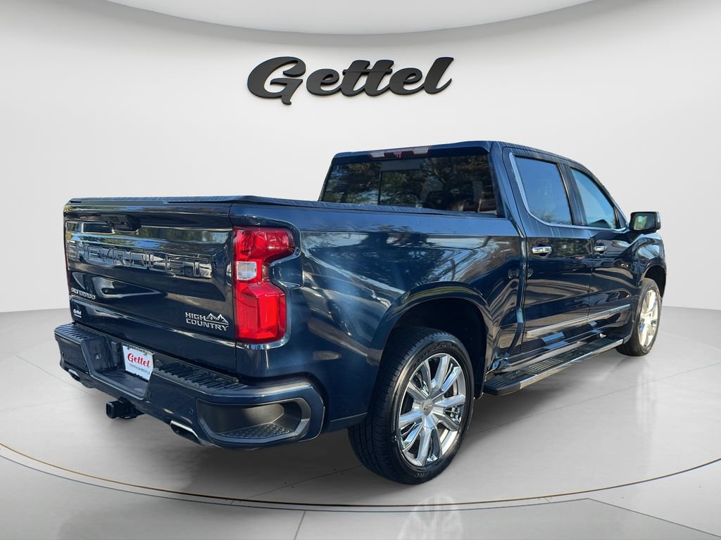 Used 2022 Chevrolet Silverado 1500 High Country w/ High Country Premium Package AWD/4WD image 4