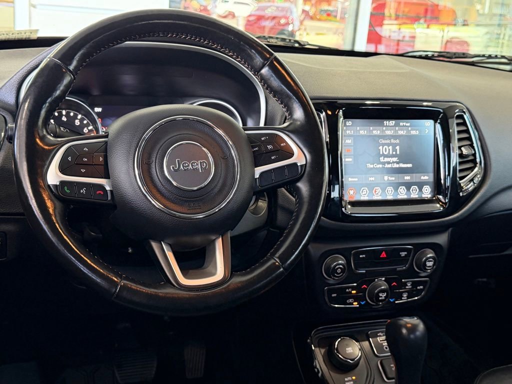 Used 2020 Jeep Compass Limited w/ Rear Convenience Group AWD/4WD image 31