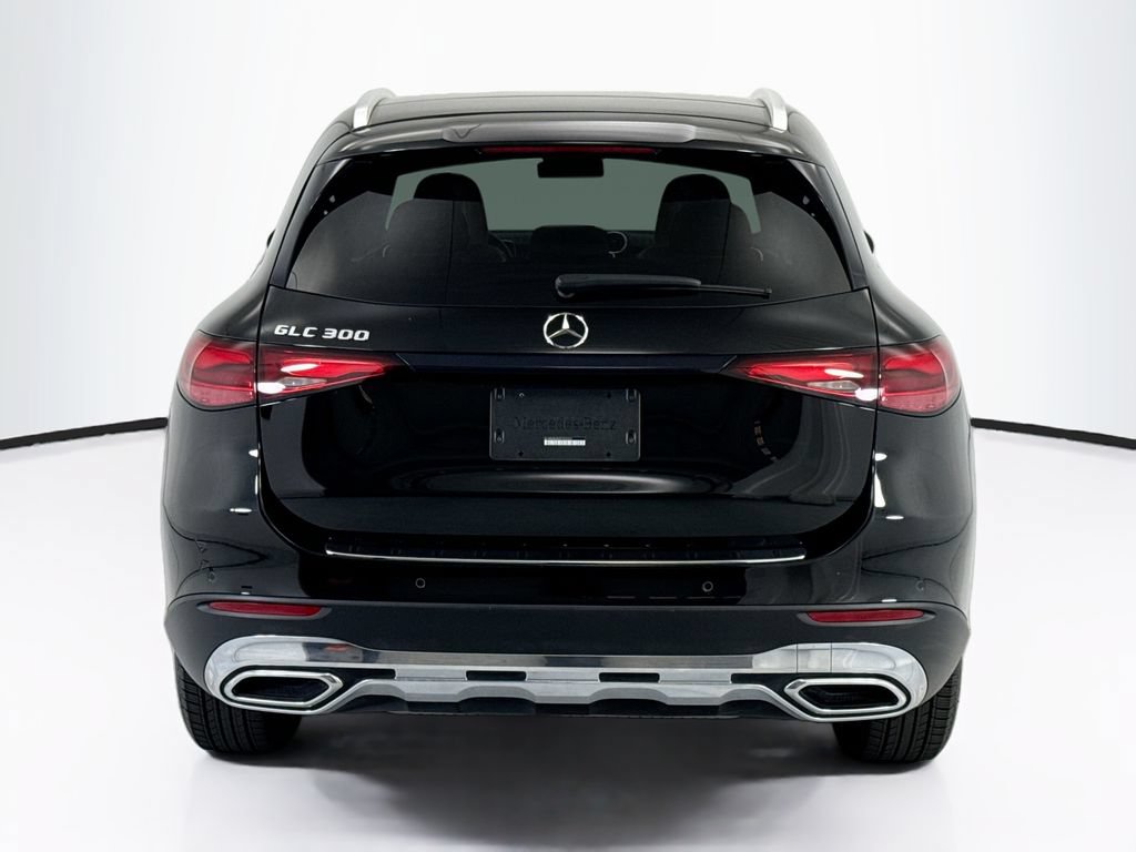 Used 2023 Mercedes-Benz GLC 300 image 6
