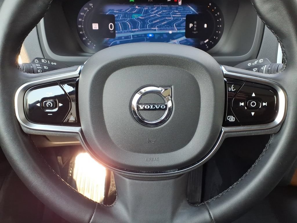 Certified 2024 Volvo XC90 B5 Plus w/ Protection Package Premier AWD/4WD image 14