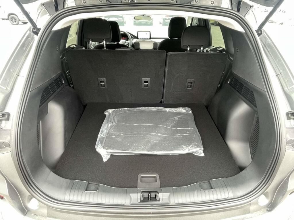 New 2026 Ford Escape Active w/ Cold Weather Package FWD image 19