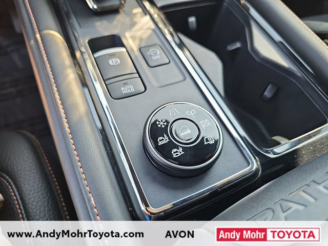 Used 2024 Nissan Pathfinder Rock Creek AWD/4WD image 24