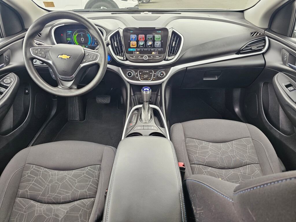 Used 2018 Chevrolet Volt LT FWD image 9