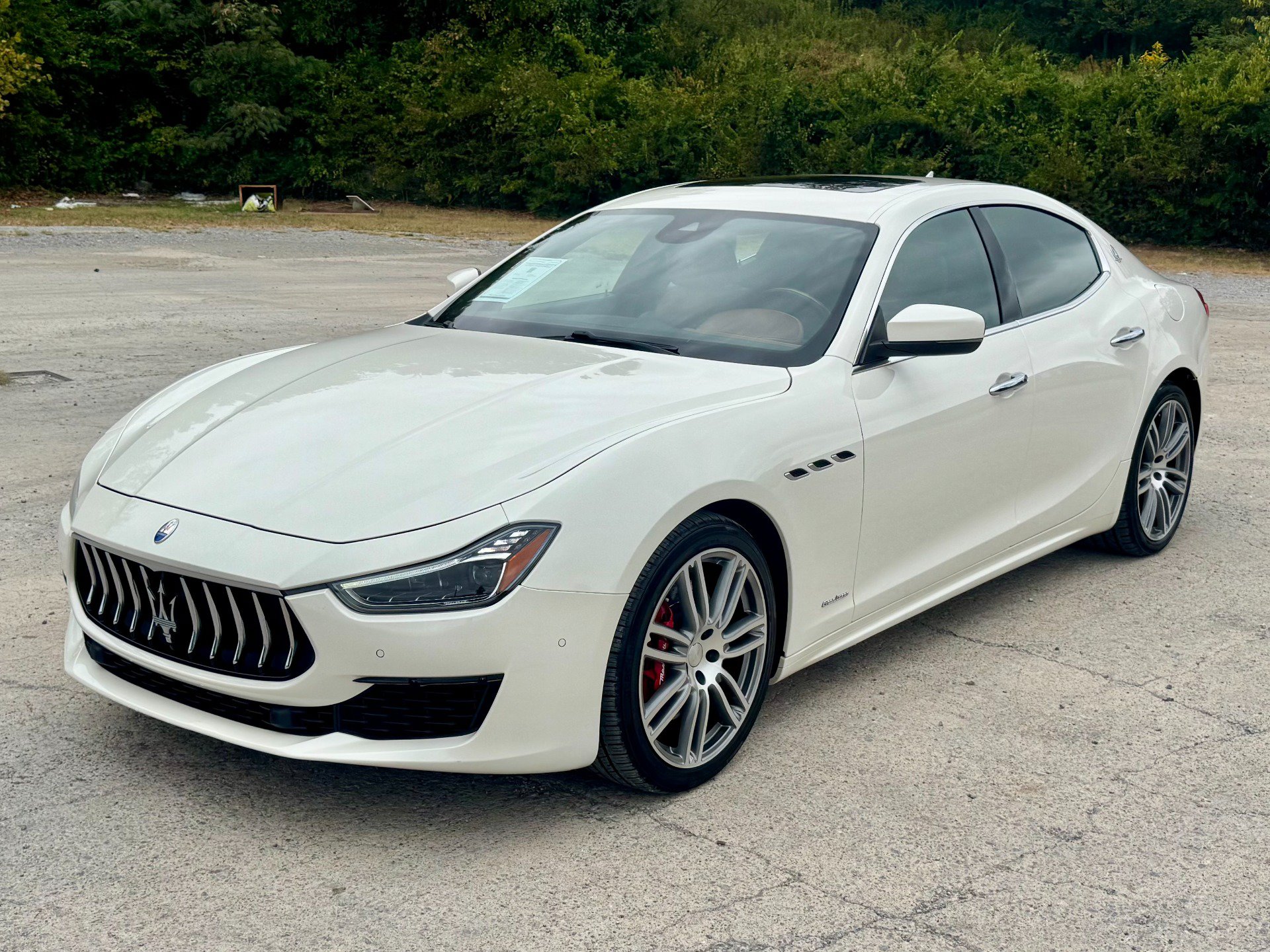 Used 2018 Maserati Ghibli S GranLusso AWD/4WD image 2