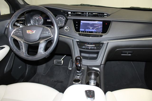 Certified 2024 Cadillac XT5 Sportv w/ Technology Package AWD/4WD image 15