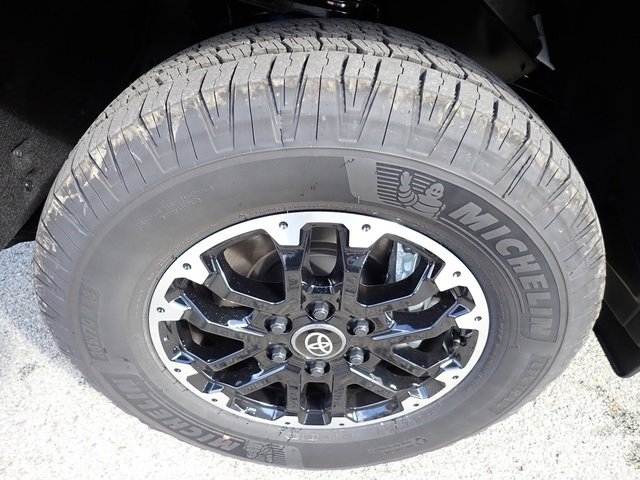 New 2026 Toyota Tundra SR5 image 11