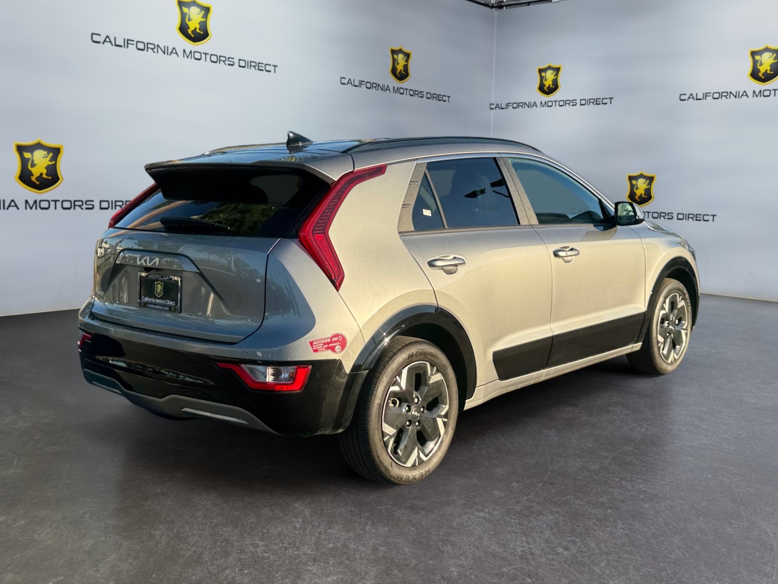Used 2023 Kia Niro Wind w/ Wind Preserve Package FWD image 5