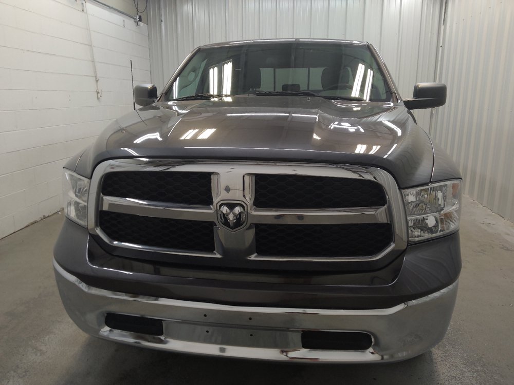 Used 2017 RAM 1500 Classic SLT AWD/4WD image 15