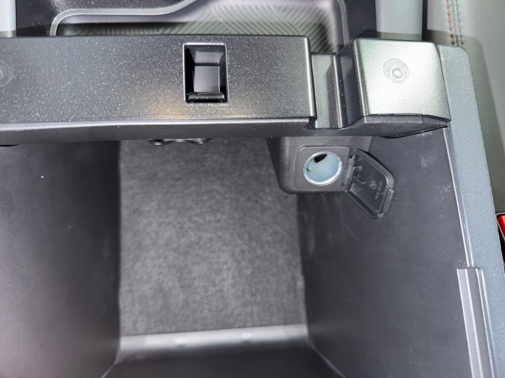 Certified 2026 Ford Explorer Active w/ Active Comfort Package RWD image 41