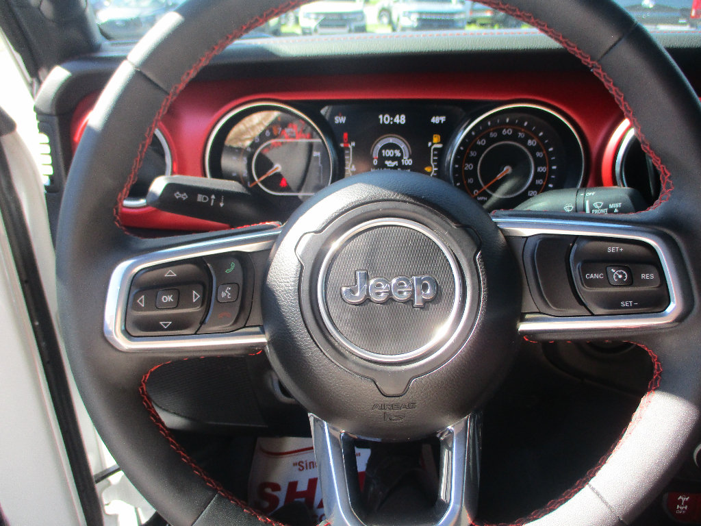 Used 2023 Jeep Gladiator Rubicon w/ Trailer Tow Package AWD/4WD image 10