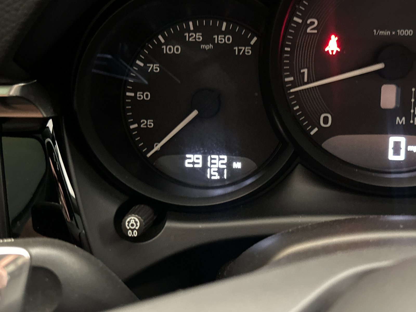 Certified 2023 Porsche Macan AWD/4WD image 24