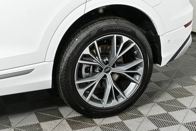 New 2025 Audi Q8 Premium image 30