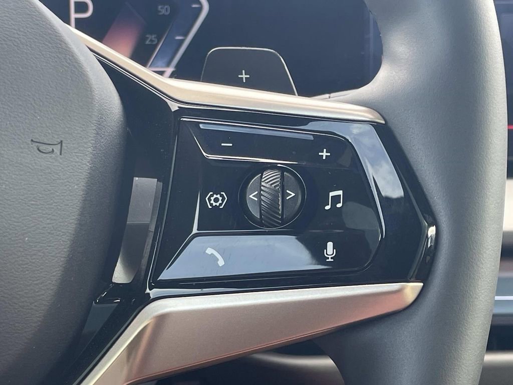 Used 2025 BMW X3 xDrive30i w/ Convenience Package image 28