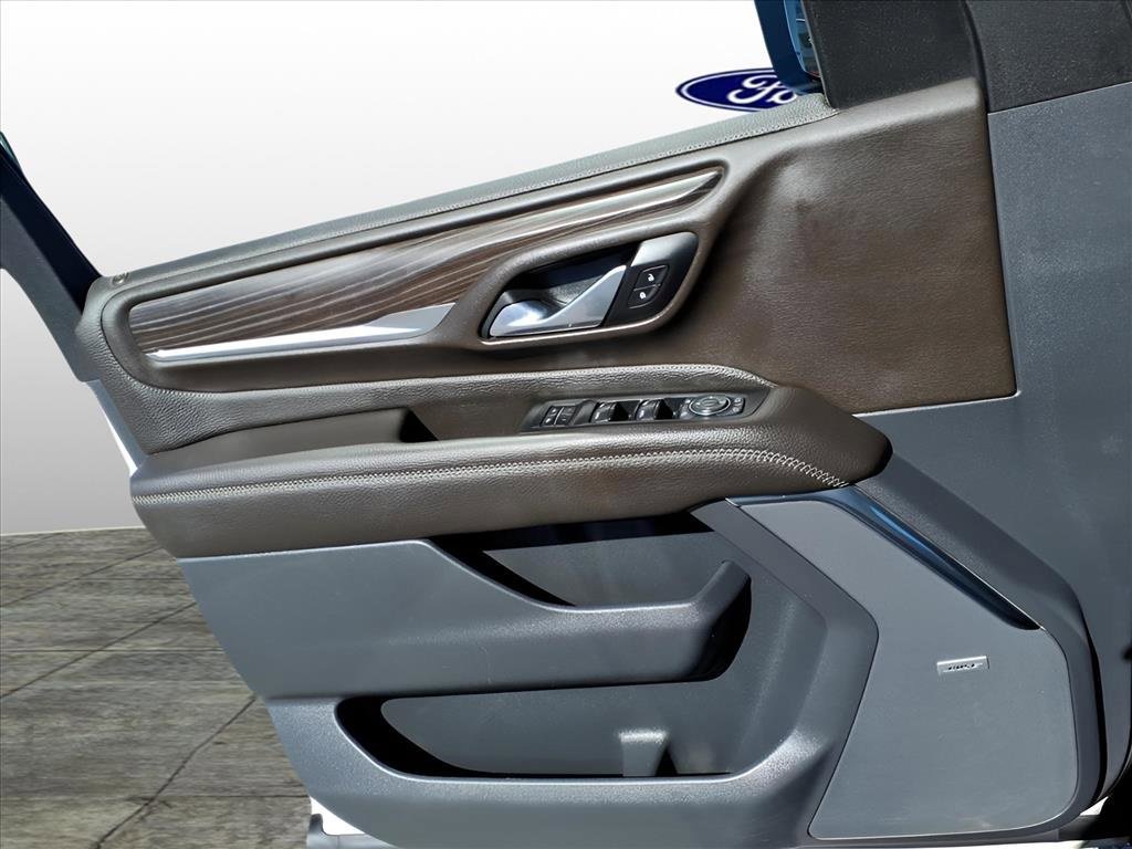 Used 2022 GMC Yukon XL Denali image 11