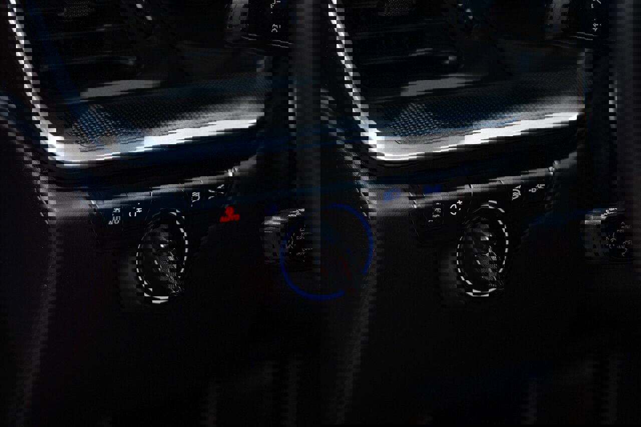 Used 2022 Porsche 911 Turbo S image 61