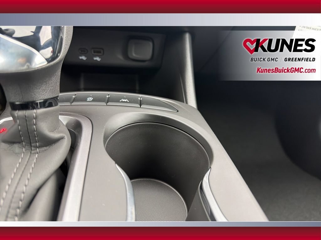 New 2026 Buick Envista Preferred w/ Convenience I Package FWD image 32
