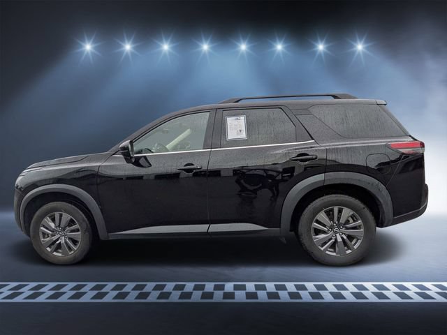 Used 2024 Nissan Pathfinder SV FWD image 6