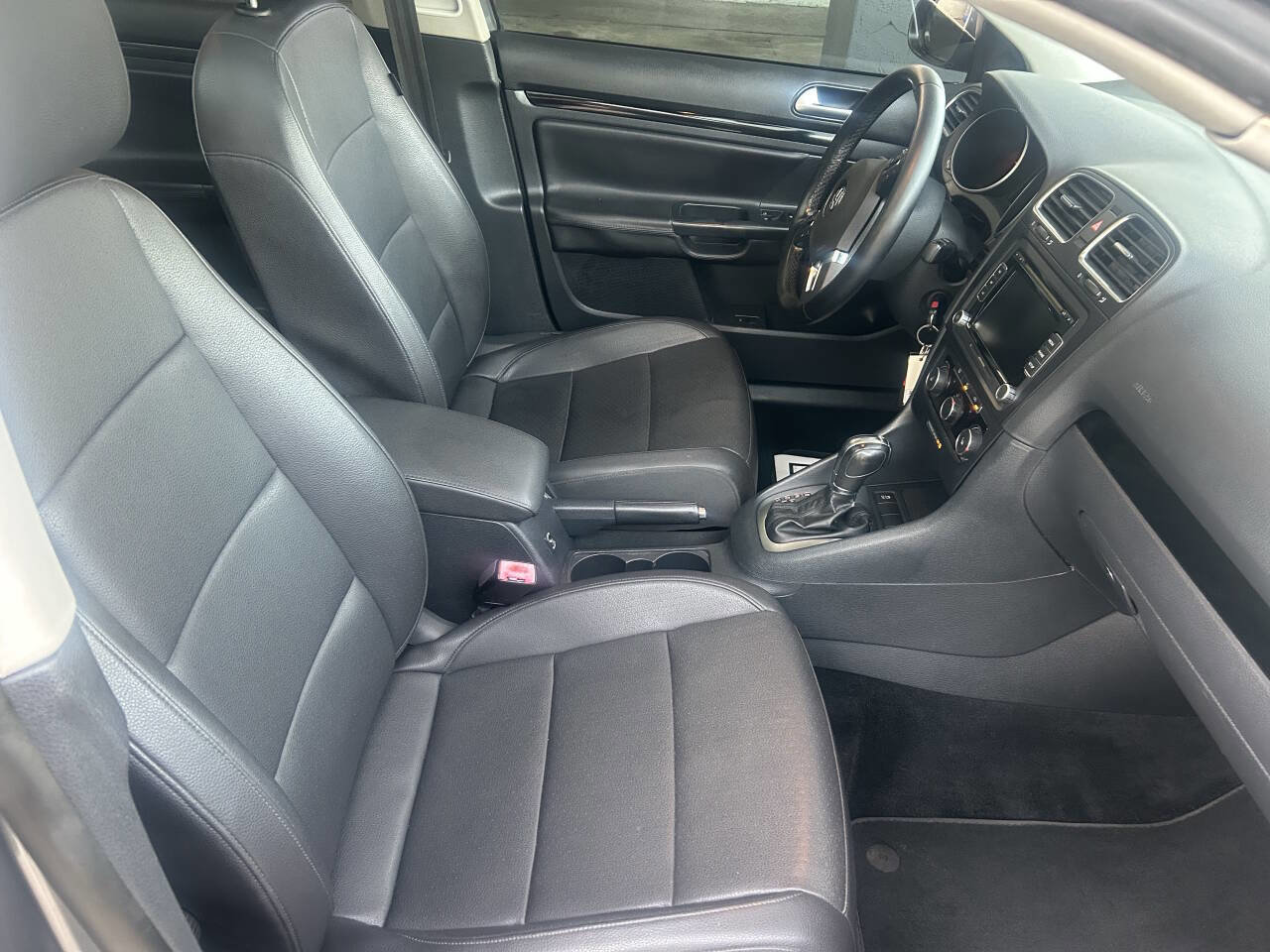 Used 2012 Volkswagen Jetta TDI image 10