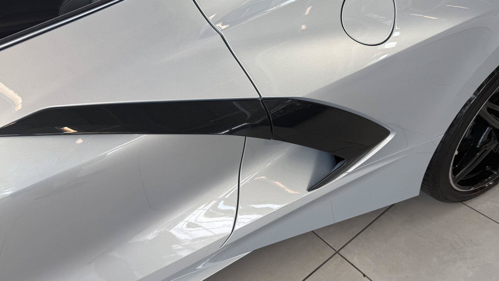 Used 2023 Chevrolet Corvette Stingray Coupe RWD image 15