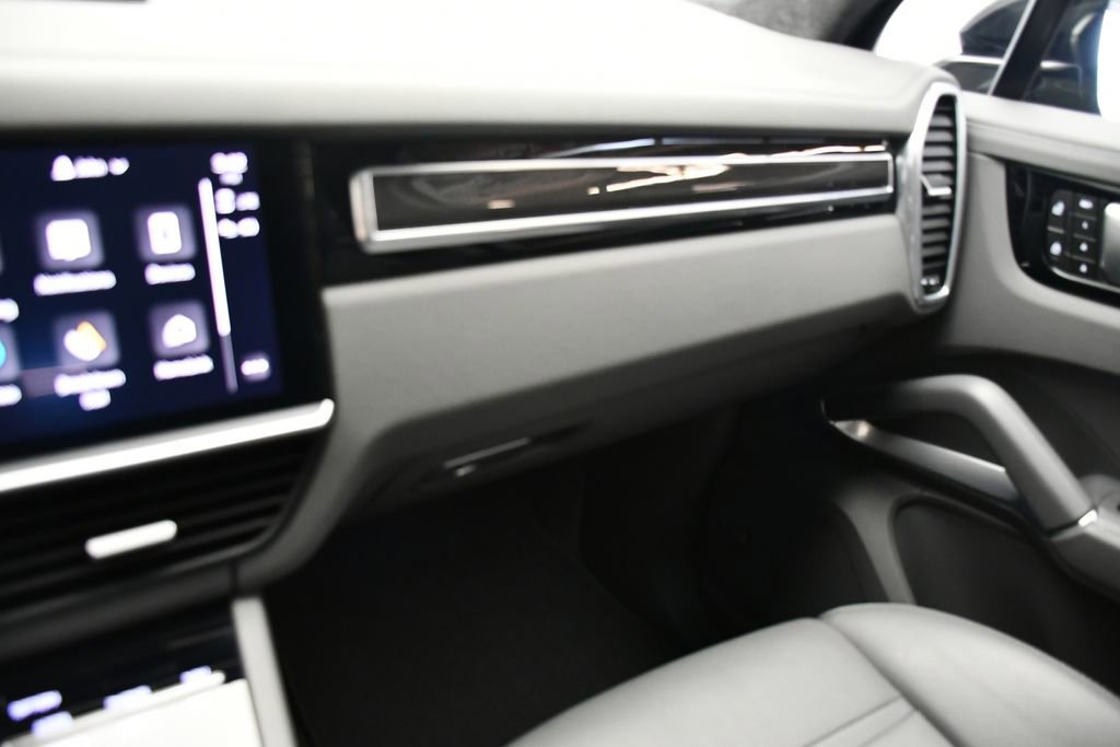 New 2026 Porsche Panamera 4S AWD/4WD image 36