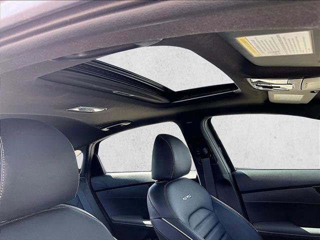 Used 2024 Kia Forte GT-Line w/ GT-Line Premium Package image 17