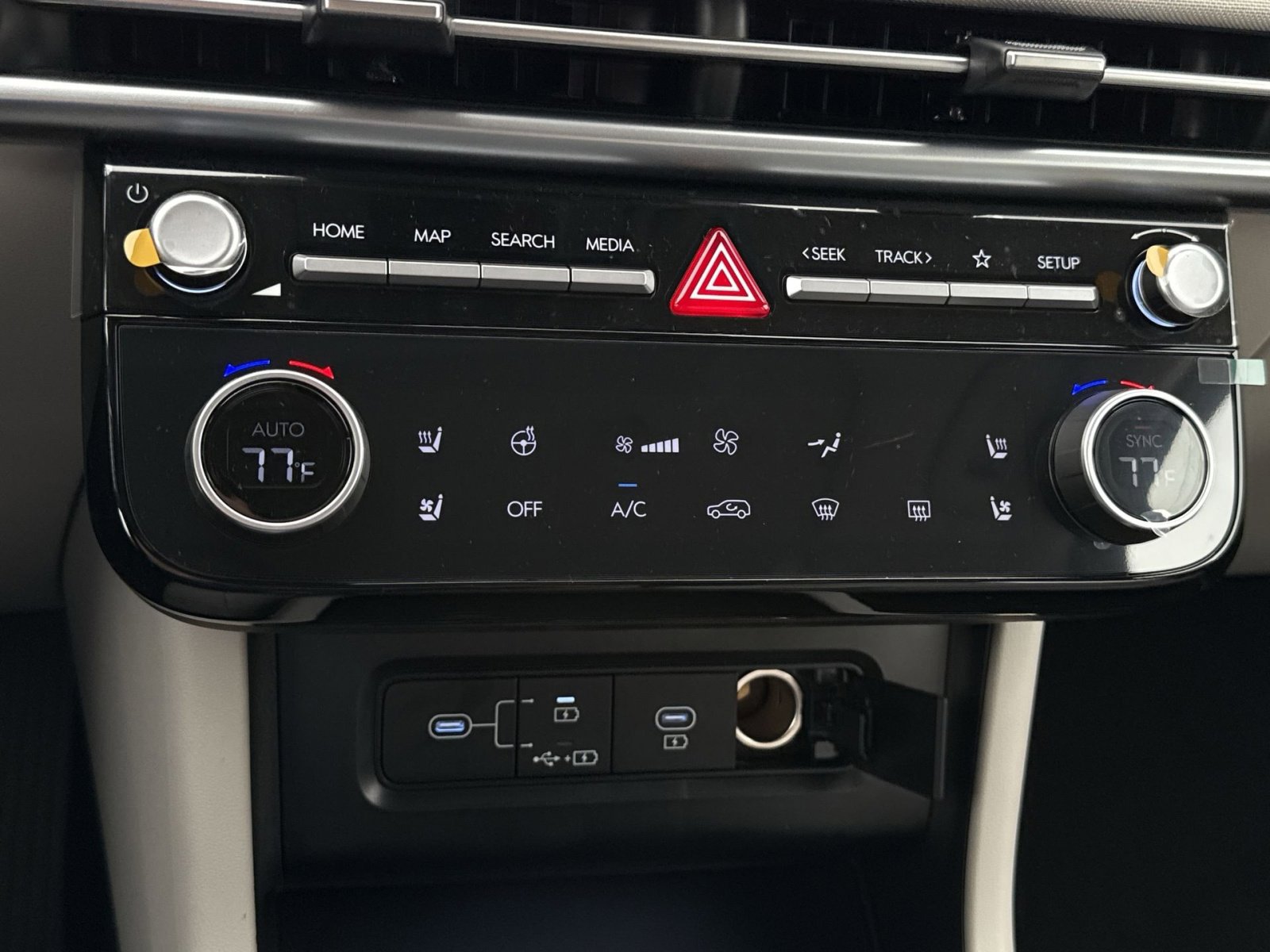 New 2026 Hyundai Tucson Limited FWD image 21