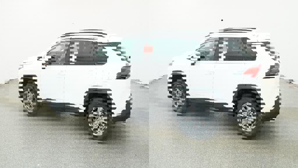 New 2025 Toyota RAV4 XLE image 4