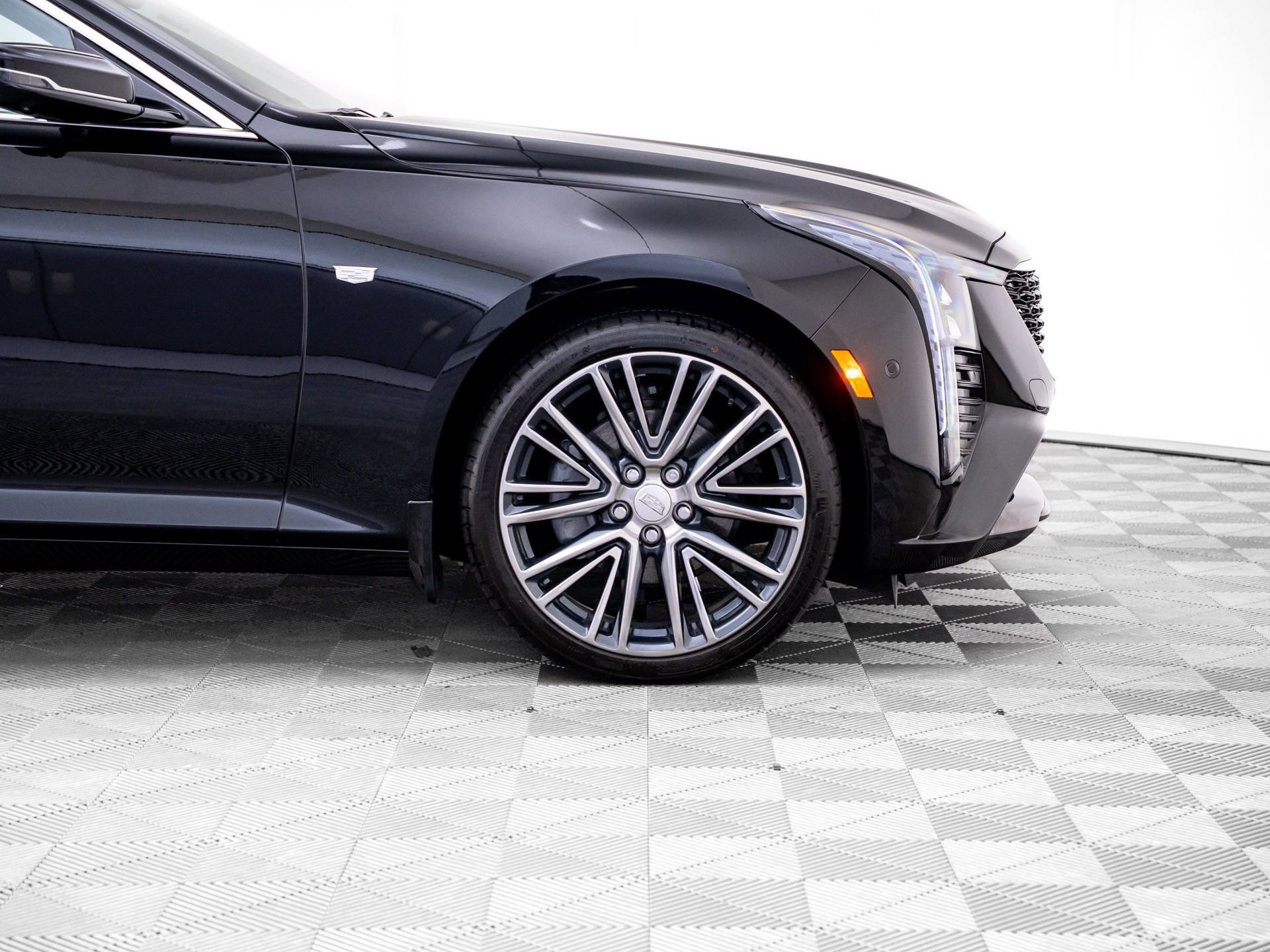 Certified 2025 Cadillac CT5 Premium Luxury w/ Technology Package AWD/4WD image 38