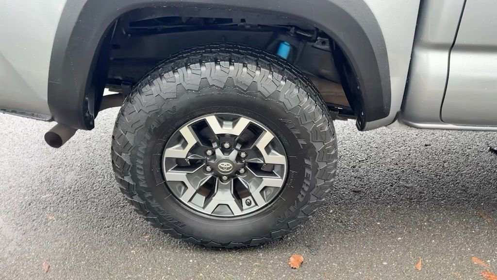 Used 2019 Toyota Tacoma TRD Off-Road image 6