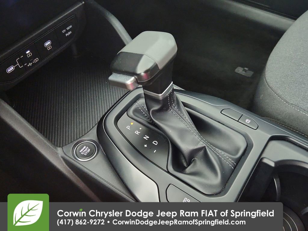 Used 2025 Kia K4 FWD image 26
