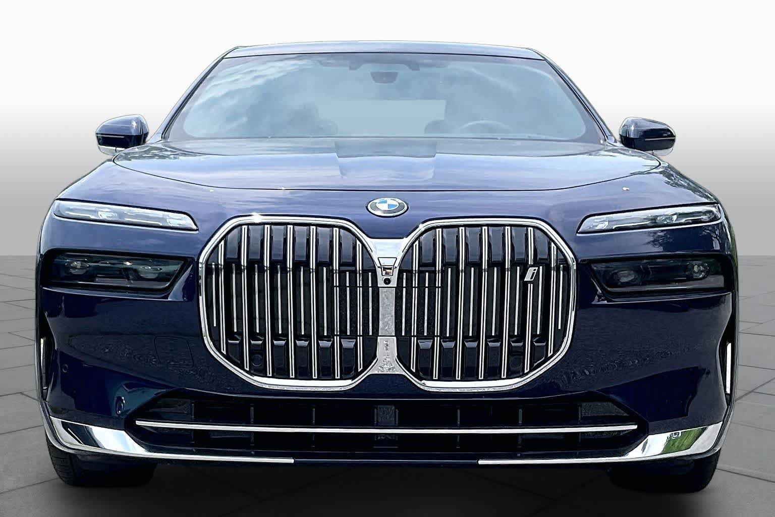 New 2026 BMW i7 eDrive50 w/ Executive Package RWD image 3