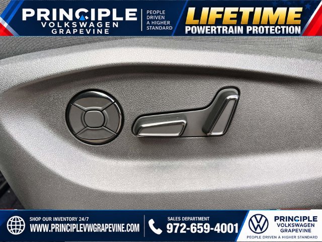 New 2027 Volkswagen Atlas SE FWD image 16