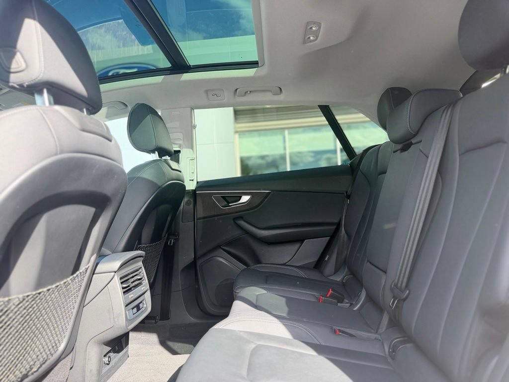 Used 2023 Audi Q8 Premium w/ Convenience Package AWD/4WD image 24