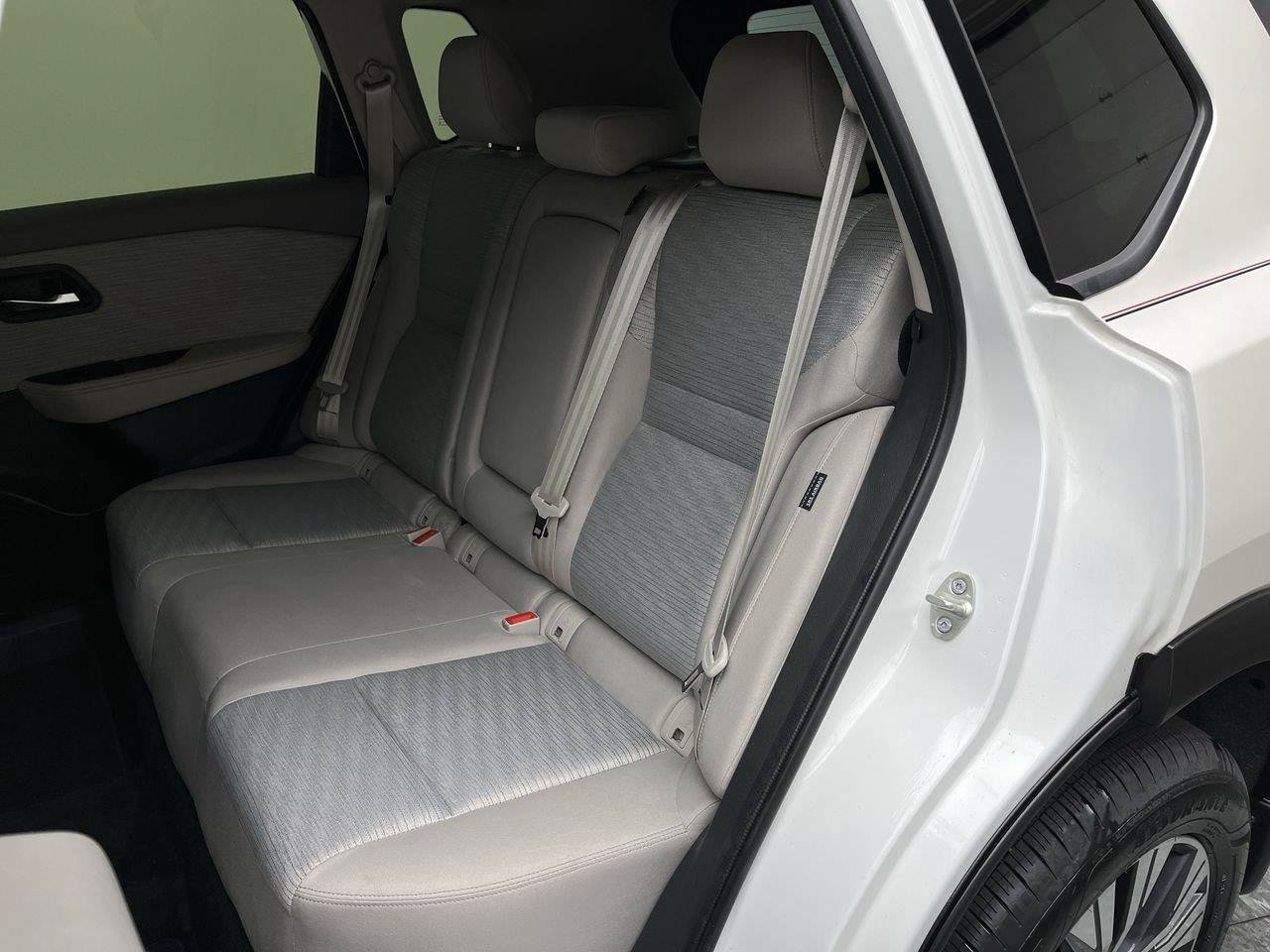 Used 2023 Nissan Rogue SV AWD/4WD image 10