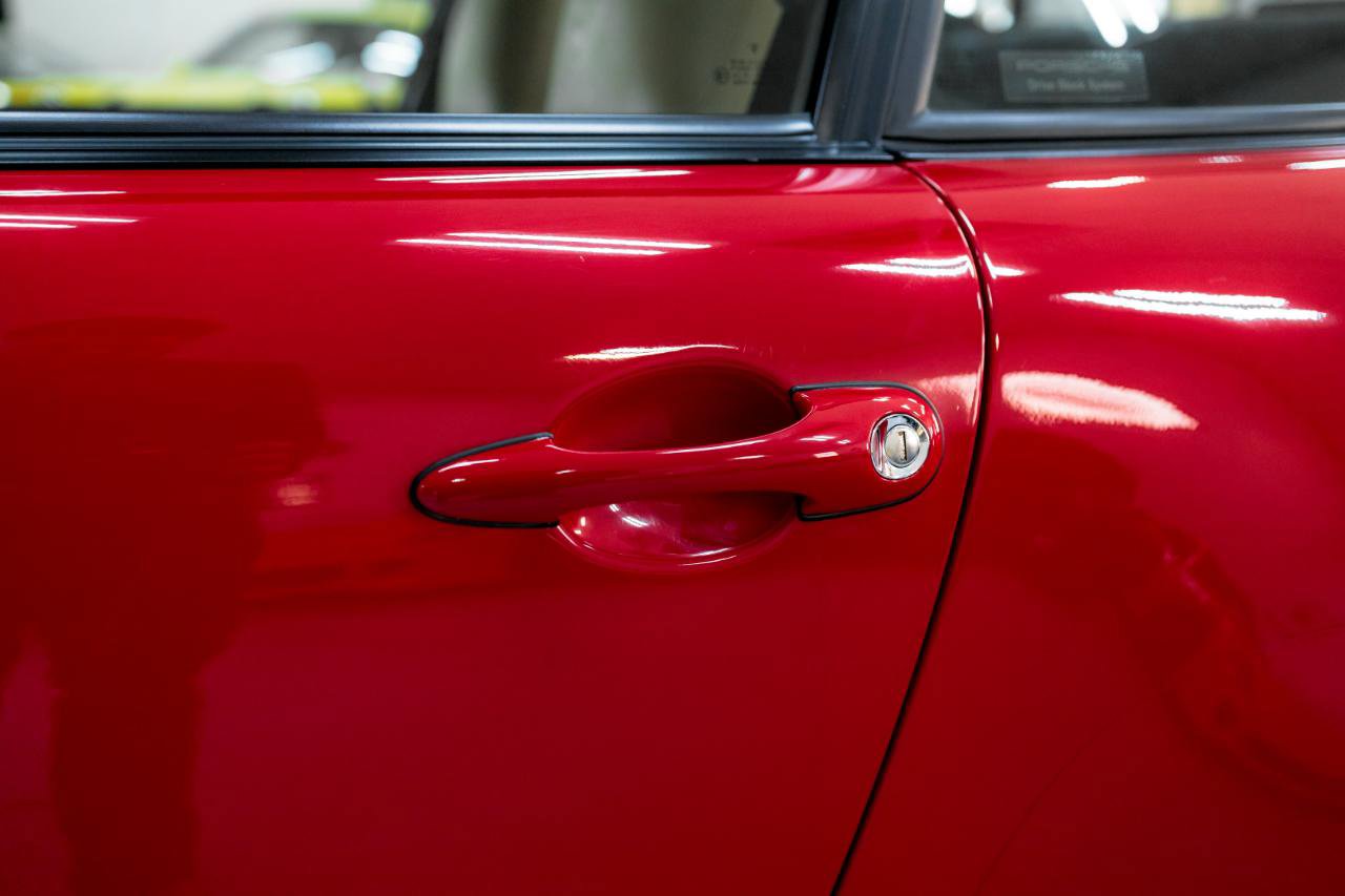 Used 1998 Porsche 911 Carrera image 21