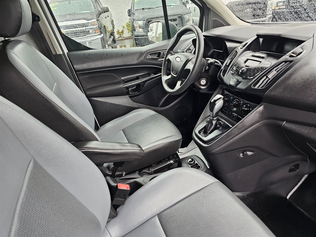 Used 2018 Ford Transit Connect XL FWD image 17